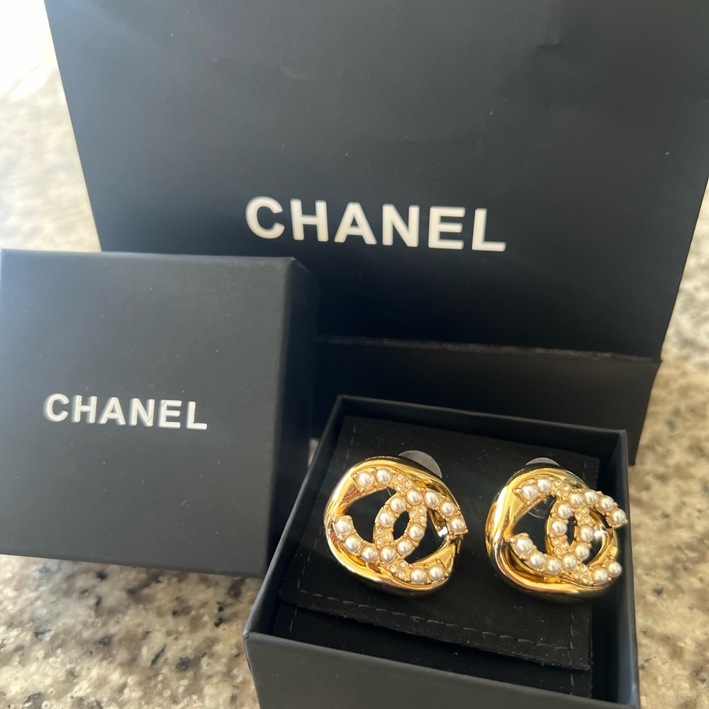 Rare CHANEL Pearl and Gold Logo Earrings